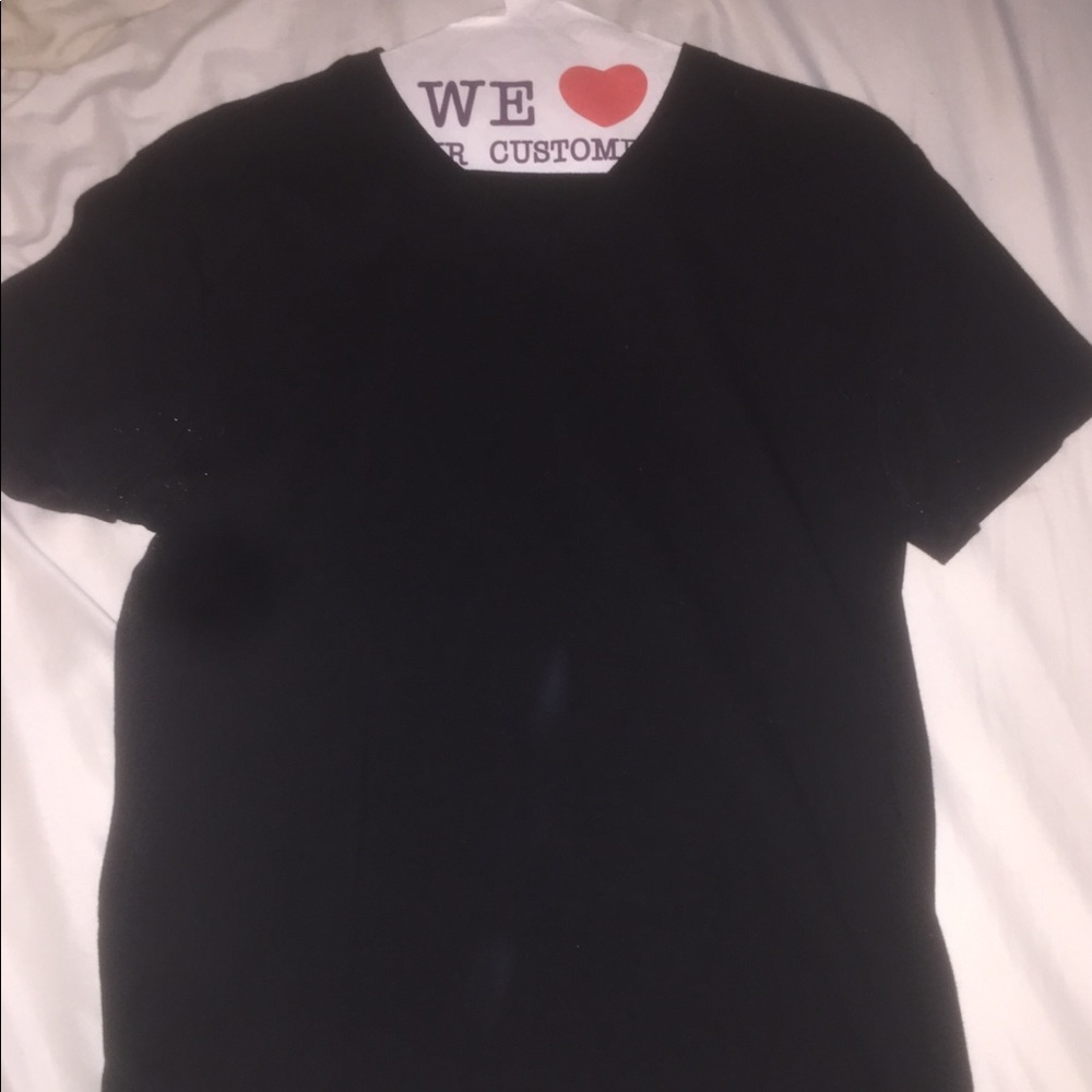 Gap black v-neck